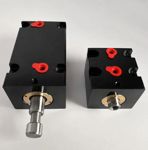 Custom Hydraulic Cylinders